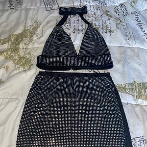 Cute date night or club outfit!